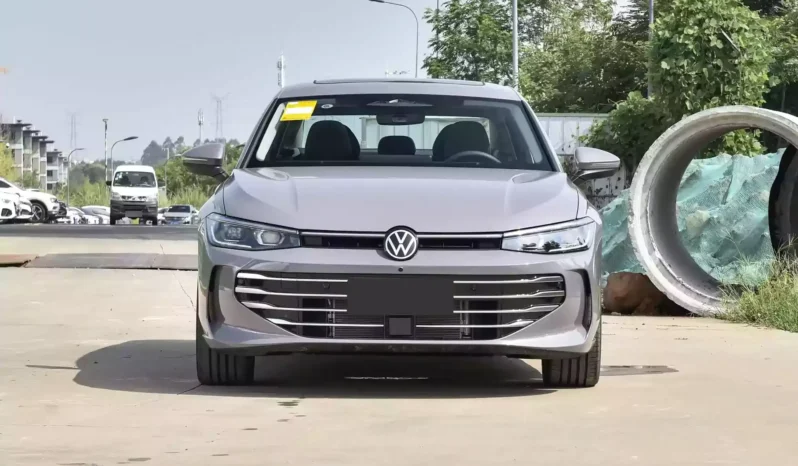 
								Volkswagen Passat full									