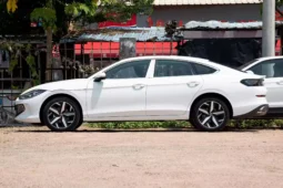 
										Volkswagen Lamando L full									