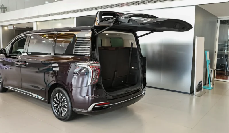 
								Hongqi HQ9 PHEV full									