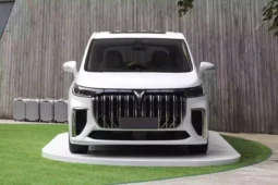 
										Voyah Dreamer PHEV full									